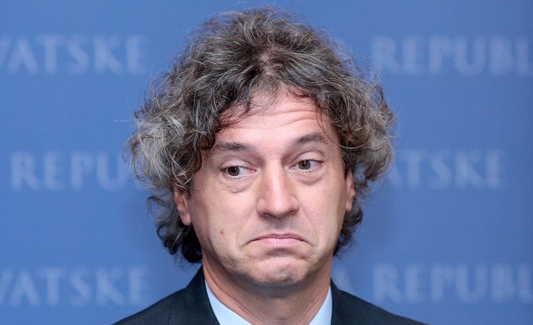 Slovenski parlament danas glasa o novom mandataru Robertu Golobu