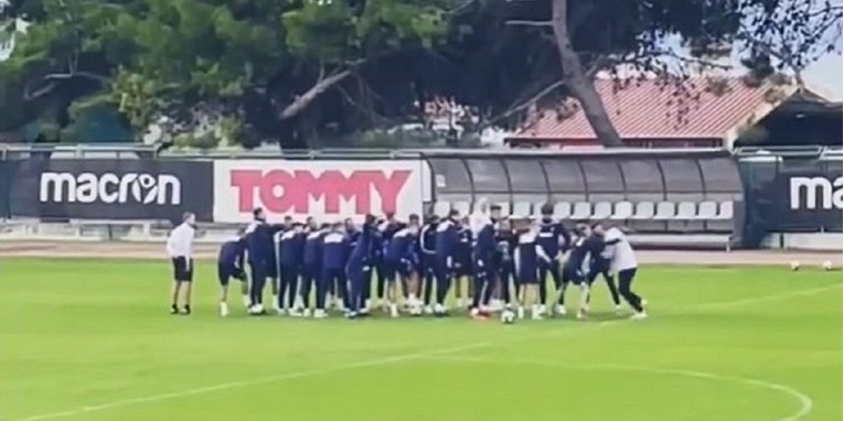 Gustafsson je došao na trening Hajduka. Ovako su mu igrači čestitali rođendan