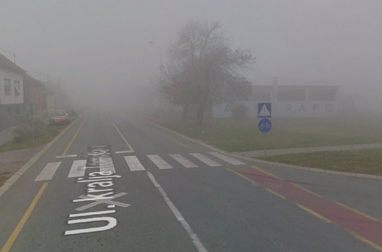 U Novskoj pijan autom udario tinejdžericu na zebri
