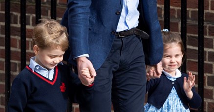 Evo zašto mala princeza Charlotte ne smije sjediti za istim stolom s ostalima