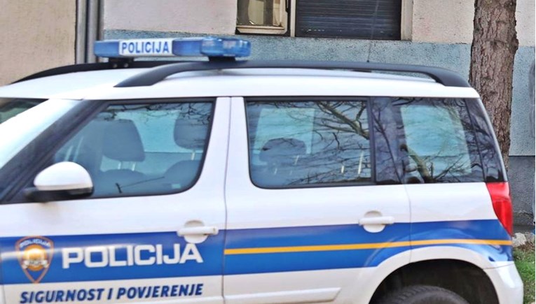 Žena (50) dobila 45 dana zatvora uvjetno jer je mužu rekla da puši ku*ac