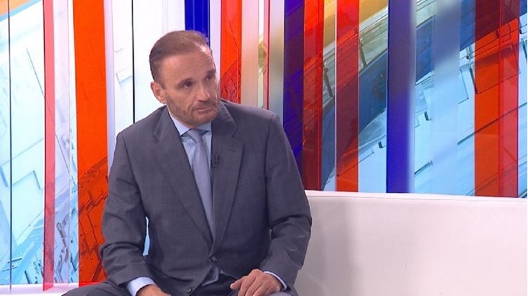 Nobilo: Nemamo iste kriterije za ratne zločine koje su počinili Hrvati i Srbi