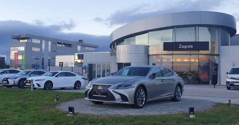 Posjetili smo Lexusov salon, pogledajte akcijsku ponudu limenih ljepotana
