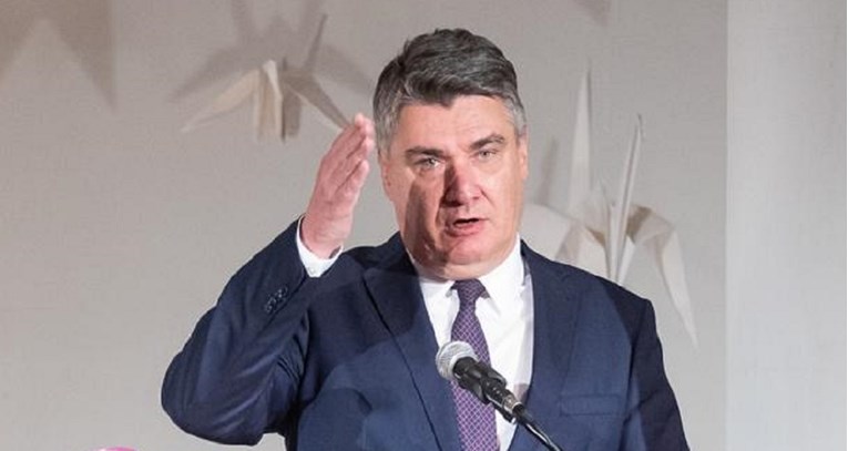 Njemački list: Srpski i hrvatski političari žurno rade na razbijanju BiH