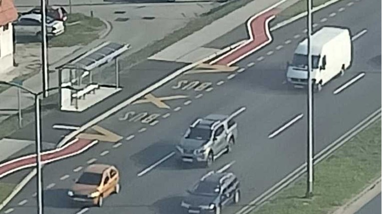 Ovo je biciklistička staza u Zagrebu