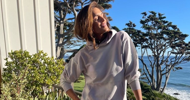 Cindy Crawford vratila se na set i dokazala da je supermodel i s 55 godina