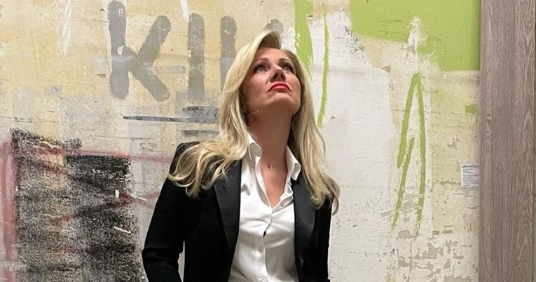 Barbara Kolar objavila fotku s početka karijere na HRT-u: Jedva samu sebe prepoznajem