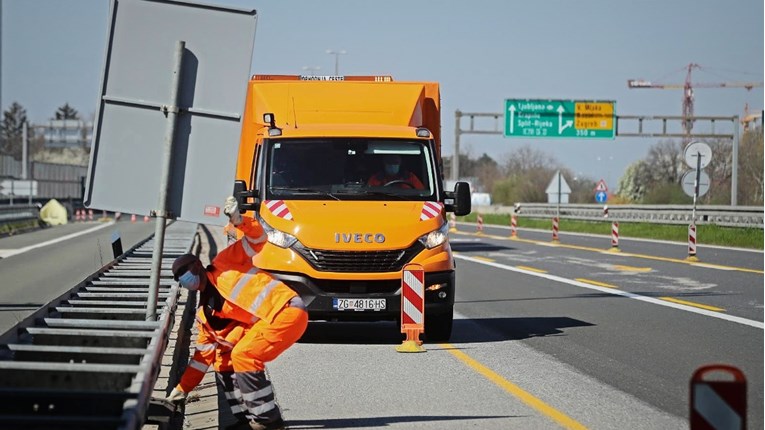 Životinja na A4 kod čvora Varaždin i na A6 kod čvora Vrata. HAK poziva na oprez
