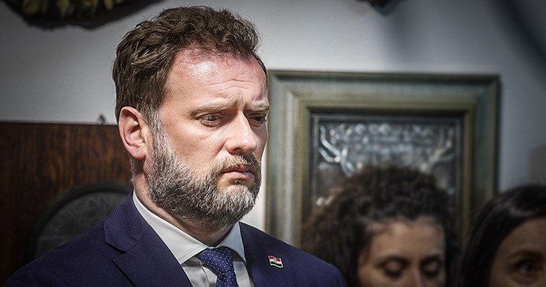 Milanović kaže da je Banožić čovjek koji se bavi kriminalom. Evo zašto to misli