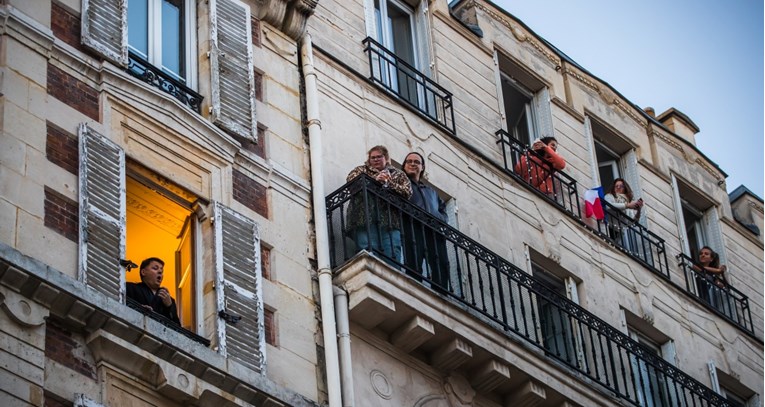Više od tri milijarde ljudi na svijetu pozvano je da ostane kod kuće