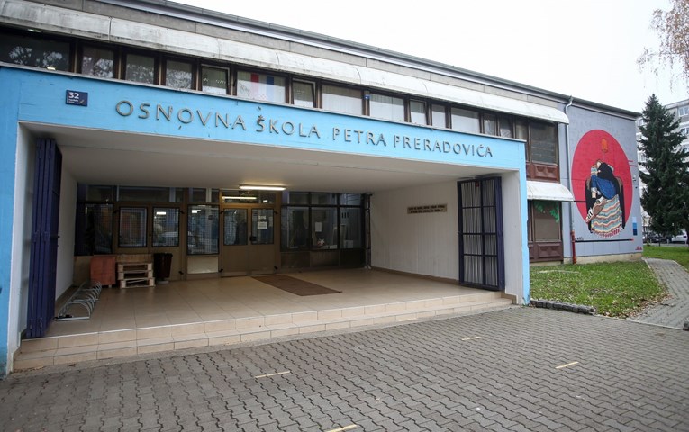 Produljuju se zimski praznici za tjedan dana