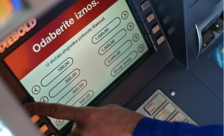 HNB: Nismo tražili ukidanje minusa, već da banke spuste cijene