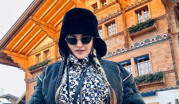 Madonna uživala na skijanju i objavila rijetku fotku sa svih šestero djece