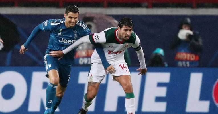 Ruski mediji: Ćorluka se oprostio od drage obitelji da bi prešao najvećem rivalu