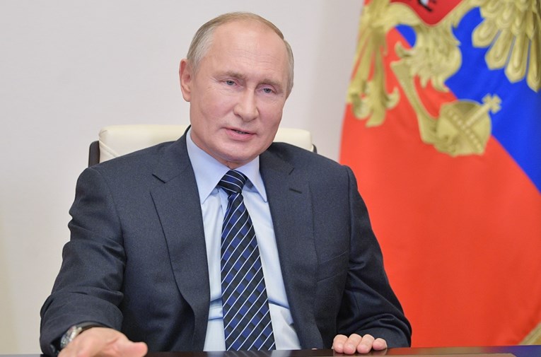 Putin: Rusija ne planira lockdown unatoč velikom broju umrlih Dd612ca2-3fbc-4a79-9a5e-1a2a804cc35f