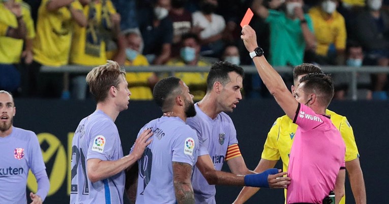 Pogledajte sjajnu naslovnicu koja najbolje opisuje stanje u kojem je Barcelona