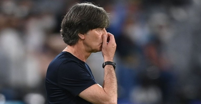 Löw opet snifa. Pogledajte što je sad radio
