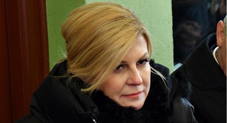 Kolinda na piću s HDZ-ovcem koji je podržavao Škoru, njen izraz lica sve govori