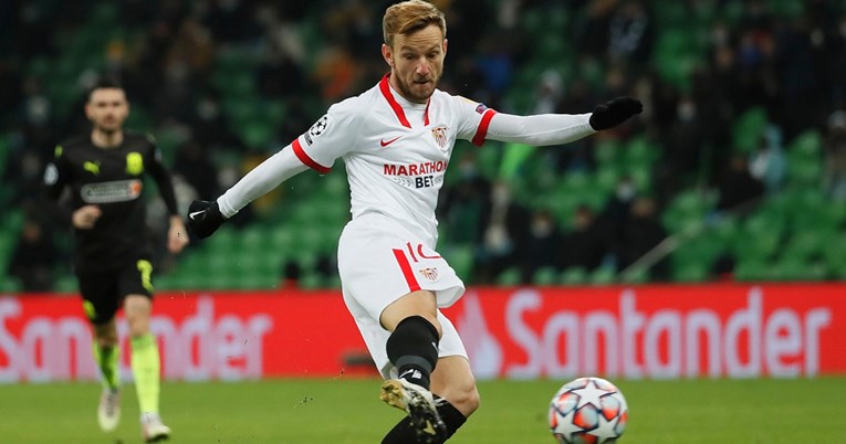Rakitić je velemajstorski zabio povijesni gol. Pogledajte ga