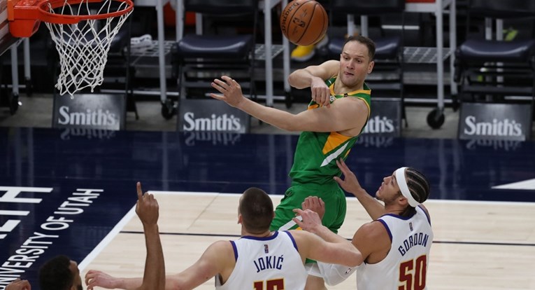 Pogledajte što je Bogdanović radio Jokiću. Akrobatskom akcijom zadivio NBA