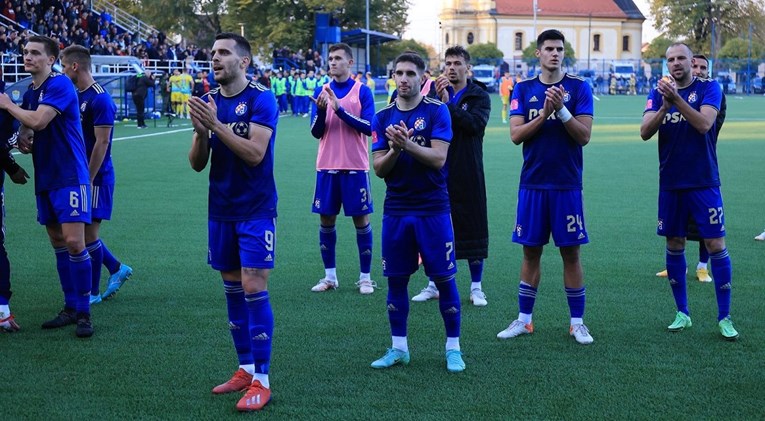 FOTO Ovako su igrači Dinama pozdravili navijače nakon pobjede u Bijelom Brdu