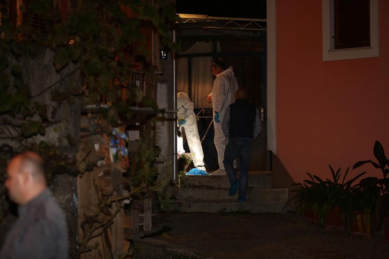 U kući kod Rijeke nađeno tijelo žene, na stepenicama ispred kuće puška