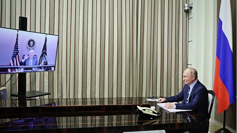 Ukrajina pozdravila razgovor Bidena i Putina kao put za odvraćanje i deeskalaciju