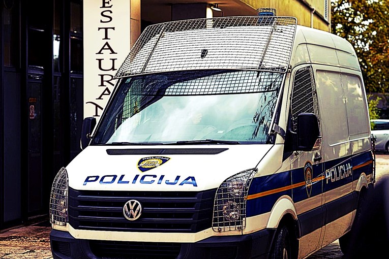 Bivši nogometaš Zadra i Rijeke bježao policiji s preko 200 km/h, u autu imao kokain
