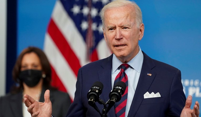 Biden predstavio mjere kojima želi riješiti problem oružanog nasilja