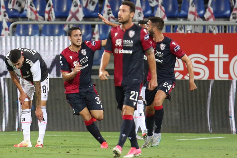CAGLIARI - JUVENTUS 2:0 Prvak očajan, Ronaldo sve dalje od nagrade koju silno želi