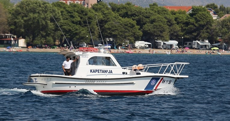 Sudarili se skuteri u Kaštelanskom zaljevu, dvije osobe ozlijeđene