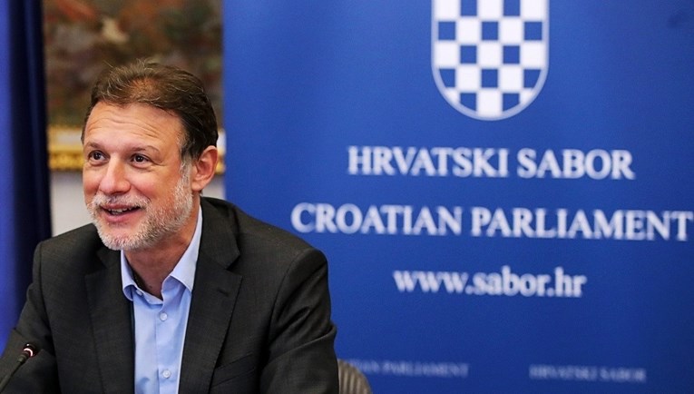 Jandroković vodio simuliranu sjednicu sabora za srednjoškolce, tema su bile životinje