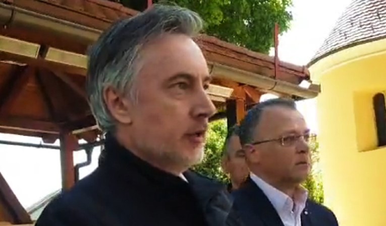 Zapeli pregovori Škore sa Suverenistima i Mostom