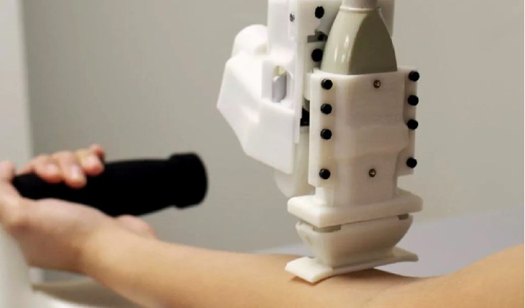 Hoće li roboti uskoro vaditi krv ljudima?