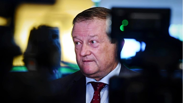 Filozofski u Zagrebu i dalje bez dekana, Senat podržao Borasovu odluku