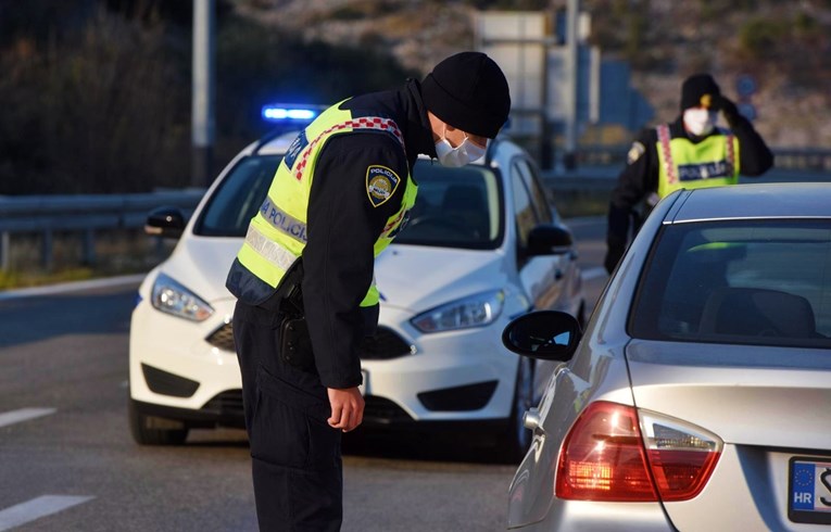 Neće biti popuštanja mjera pred Božić, doznajemo i koje bi se nove mjere mogle uvesti