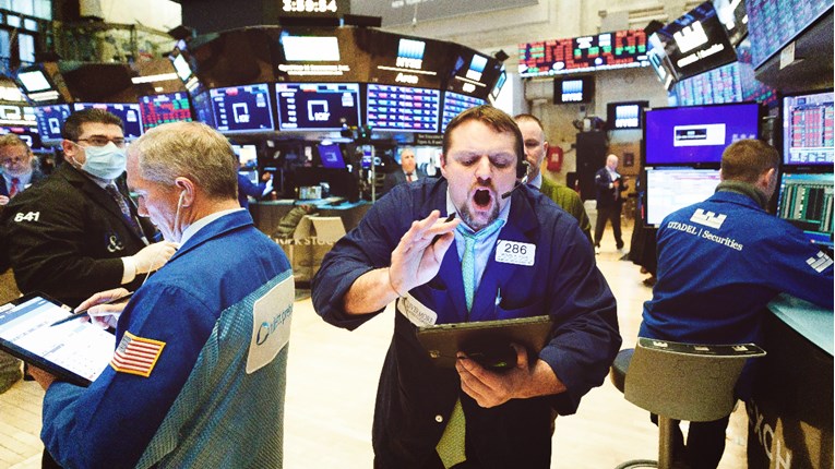Wall Street pao zbog slabosti američkog tržišta rada