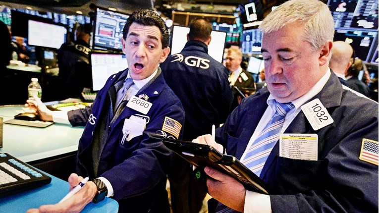 Oprez na Wall Streetu, S&P 500 blago pao