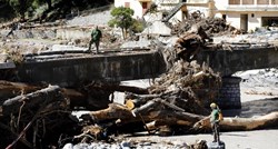 Obilne poplave odsjekle sela u Italiji od ostatka svijeta, vatrogasci čiste ceste
