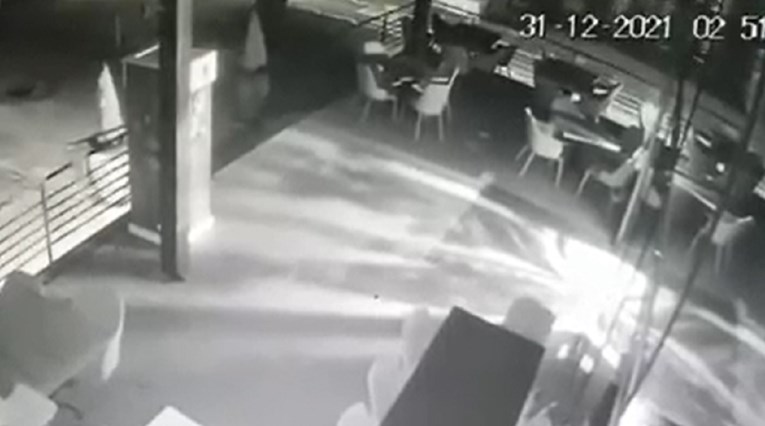 Širi se nova teorija zavjere o staroj snimci na kojoj je Matej
