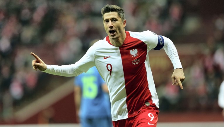 Genijalni Lewa prošao pola Slovenije i zabio, a sve je počeo trikom iz FIFA-e