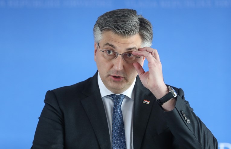 Plenković tvrdi: Prosječna plaća prvi put iznad 7000 kuna