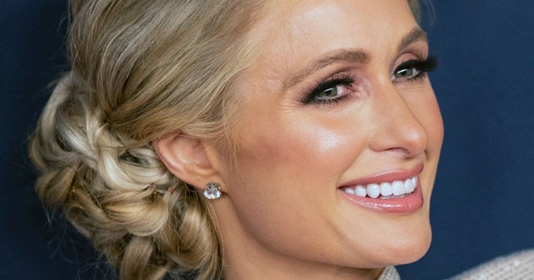 Paris Hilton otkrila da je počela proces medicinski potpomognute oplodnje