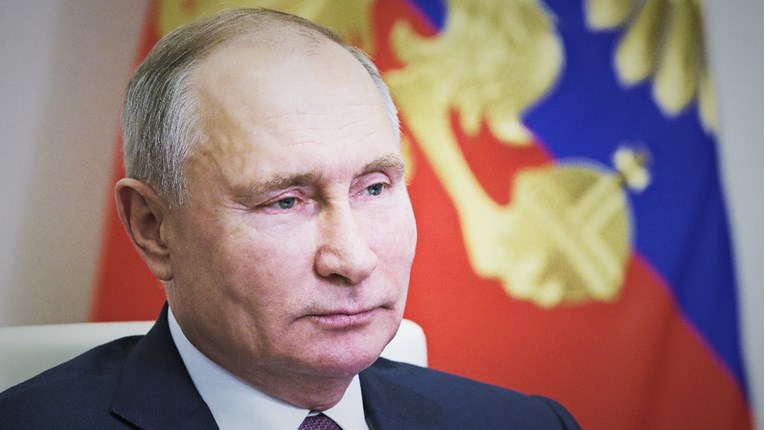 Putin naredio masovno cijepljenje protiv korone. Kreće idućeg tjedna