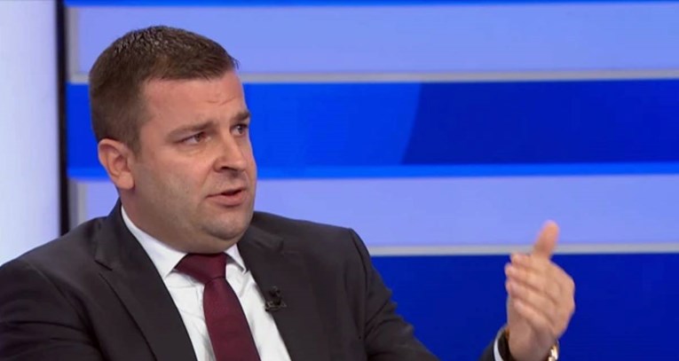 Hrebak: Na sastanku vladajuće koalicije sam predložio ukidanje covid-potvrda