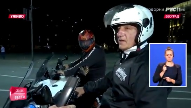Motorist oduševio Srbe zbog onog što je rekao novinaru državne televizije