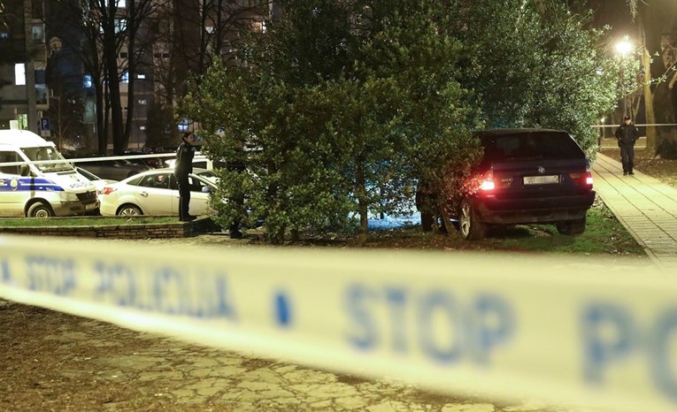 Bježao policiji u Zagrebu pa se zabio u stablo, djeca bježala pred jurećim autom