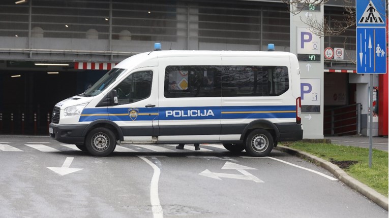 Pulska policija traži sudionike masovne tučnjave riječkih i pulskih mladića