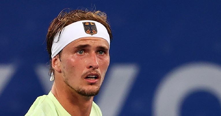Zverev: Pobijedim Đokovića i vi me to pitate?!