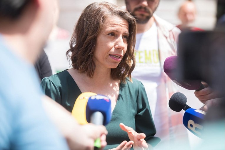 Radnička fronta prozvala Restart koaliciju oko Zakona o imovini